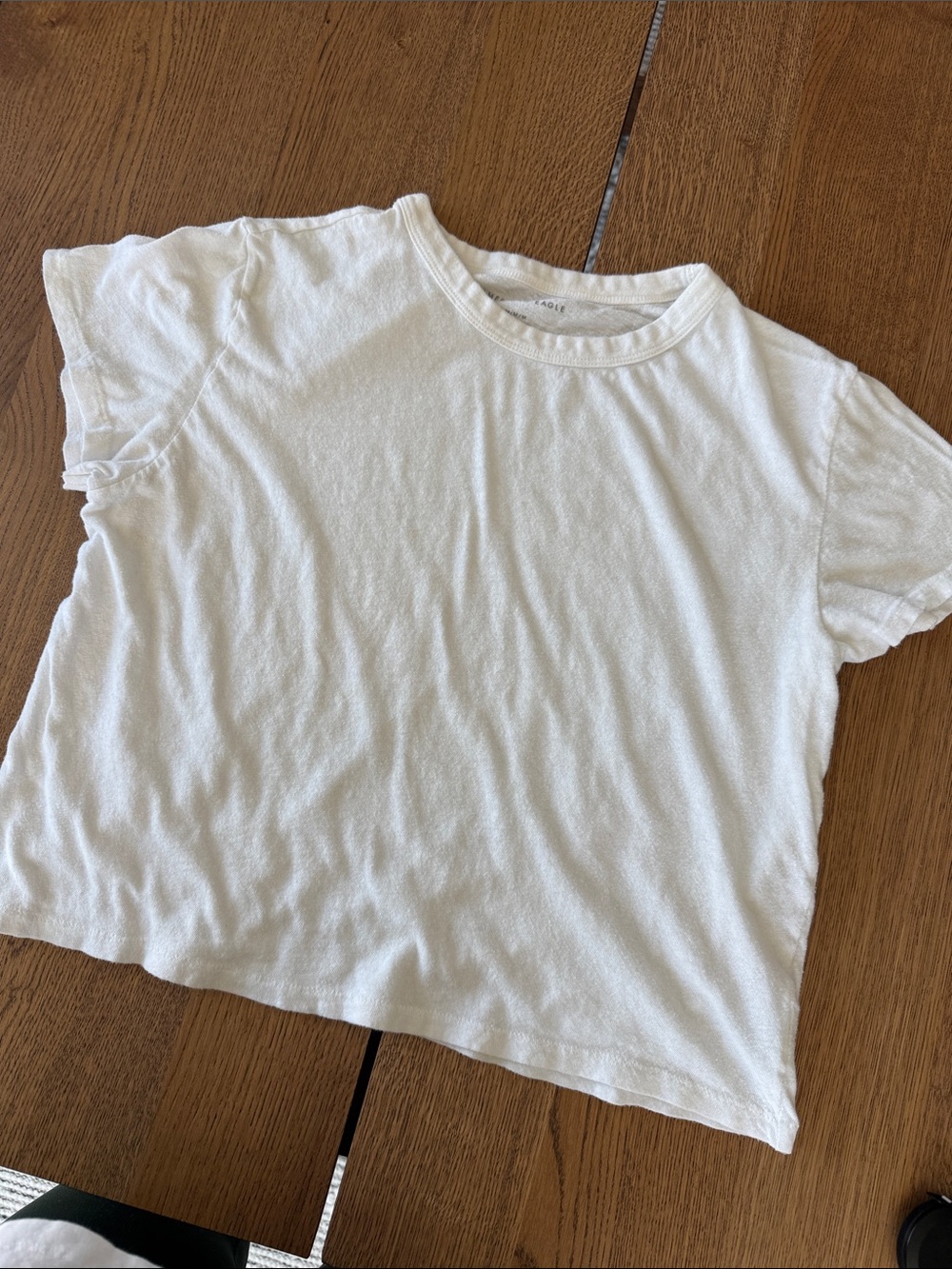 American Eagle Outfitters White Short Sleeve Crewneck Tee